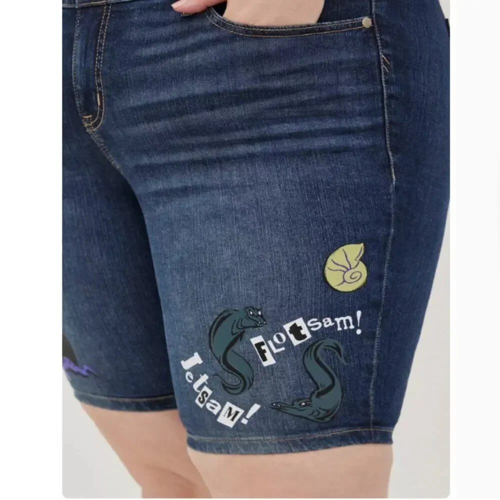 Torrid‎ 16 Bermuda Boyfriend Short Disney Villains Ursula Black Flotsam Jetsam